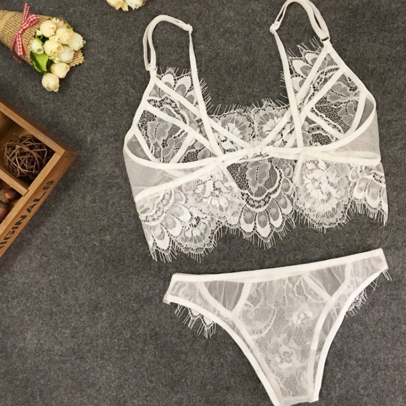 Sexy BH Dessous Spitzen-BHs G-String Transparentes ungepolstertes Mesh-Bralette-Set Damen BH mit weißen Besatzträgern Weicher tiefer V-Ausschnitt mit überkreuztem Rücken 