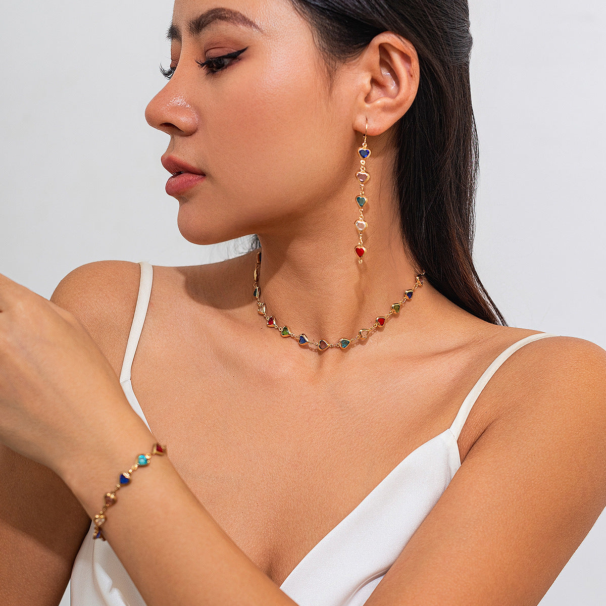 Fashionable colored crystal chain necklace, light luxury style, handmade bead collarbone chain set