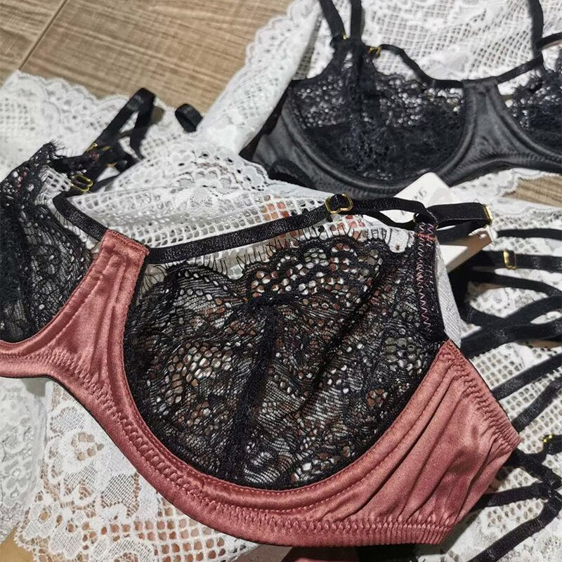 New Sexy Lace Bra and Thongs Set Underwear With Stones Unlined Transparent Bra Hollow Out Bandage Panties Women Lingerie